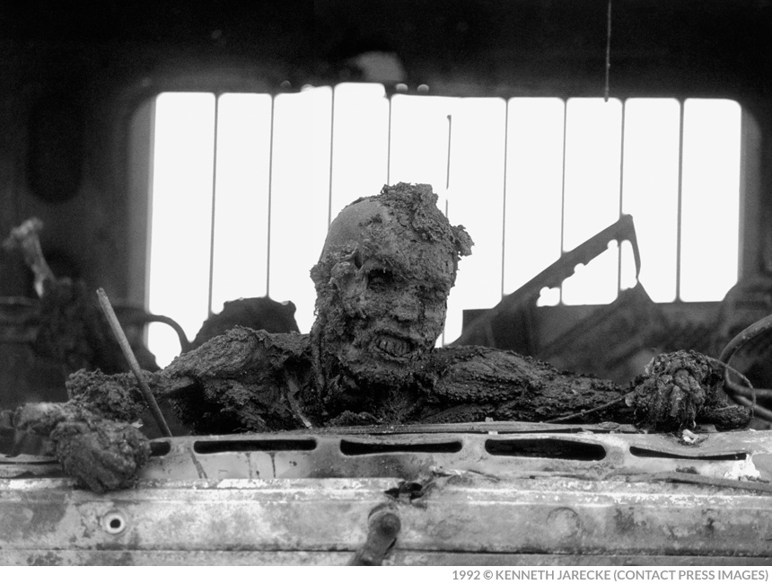 otografia de Ken Jarecke, de um soldado iraquiano carbonizado, foi banida nos Estados Unidos.