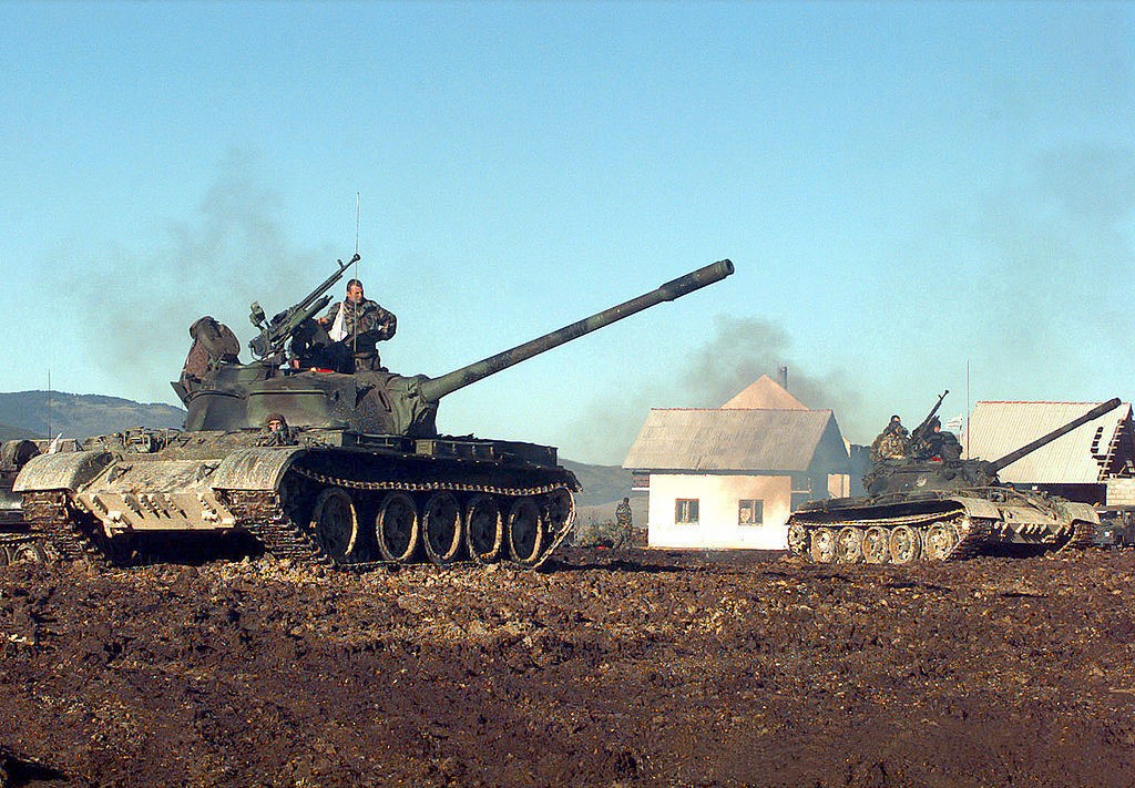 A julho de 1991, a guerra entre a Sérvia e a Croácia rebenta. 