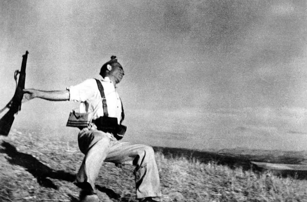 Loyalist Militiaman at the Moment of Death, de Robert Capa